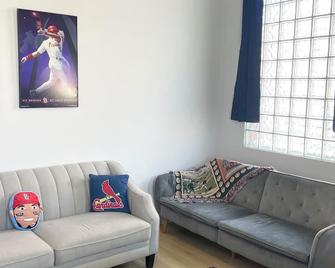 Retro Baseball Downtown Apartment - St. Louis
