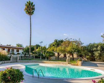 Relais Villa Caia - Noto - Pool