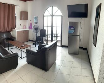 The Little Surfmaid Resort - San Juan - Sala de estar