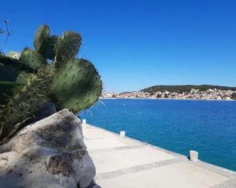 Apartments Tisno - Villa Mare - Tisno