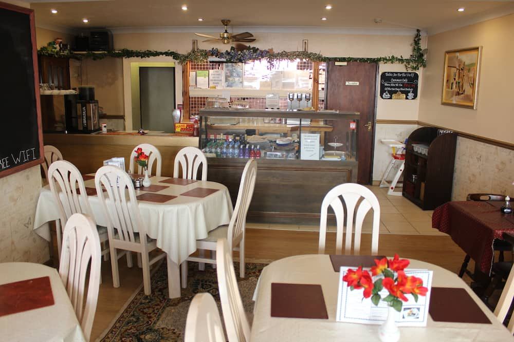 The Middlegate Hotel - Pembroke - Restaurant