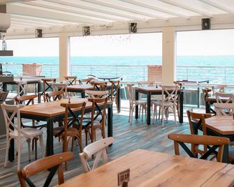 Hotel Centro Congressi Polo Nautico - Salerno - Balkon
