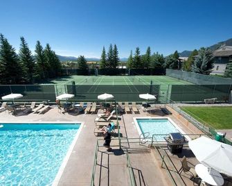 Four Seasons Condominiums - Teton Village - Piscina