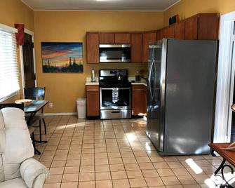 Charming 1-bedroom house with WiFi, AC in enchanting Tumacacori - Nogales
