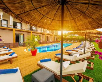 Arwen Hotel - Fethiye - Pool