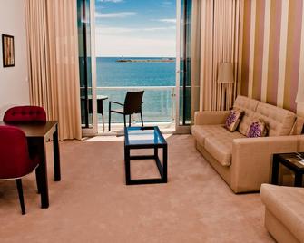 Atlantida Mar Hotel - פראיה דה ויטוריה - סלון