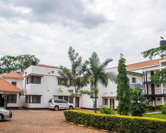Bilkon Hotel - Jinja - Building