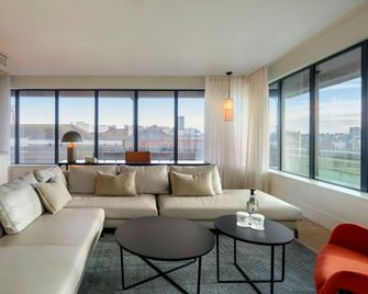 The Morrison Dublin, Curio Collection by Hilton - Dublin - Bedroom
