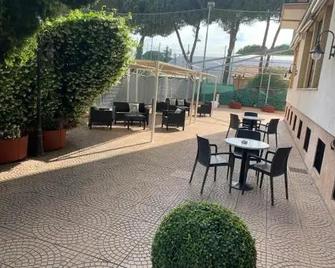 Hotel San Giorgio - Albisola Superiore - Patio