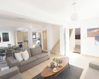 Protaras Blue River Villa Br26 - Protaras - Living room
