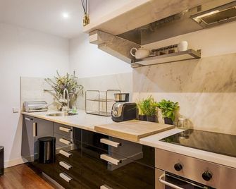 Romantic Gem in Santos - Lissabon - Keittiö