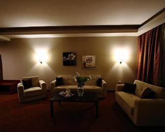 Siris Hotel - Serrae - Sufragerie