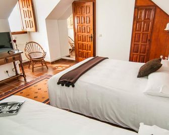 Rector's residence of the regions - Tuy - Bedroom