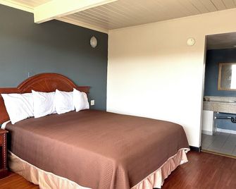 Regency Inn Fresno - Fresno - Slaapkamer