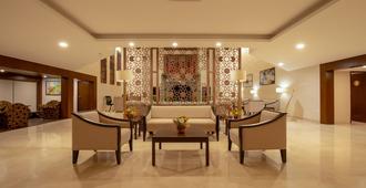 Mint Bundela Resort - Khajuraho - Lobby