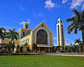 Summit Hotel Naga - Naga