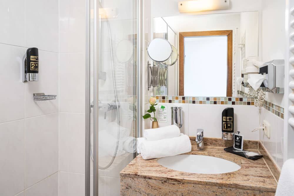 Arthotel ANA Gold - Augsburg - Bathroom