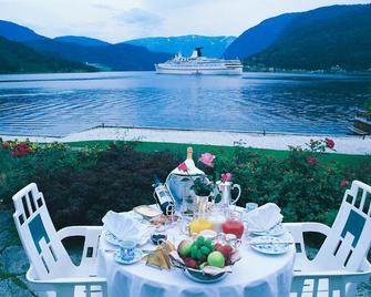 Brakanes Hotel - Ulvik - Balcone