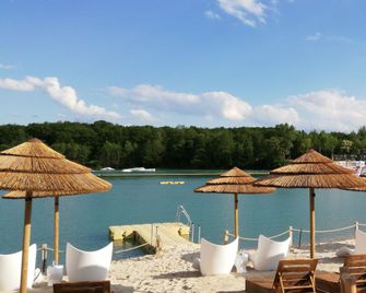 Holiday Inn Express Frankfurt Airport - Raunheim By IHG - Raunheim - Playa
