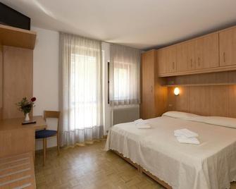 Hotel Cima Tosa - San Lorenzo in Banale - Ložnice