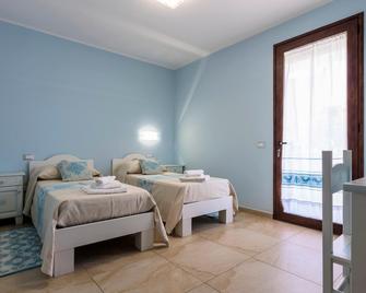 Sardinia for you - Oristano - Bedroom