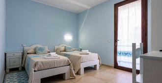 B&B Sardinia For You - Oristano - Bedroom