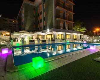 Hotel Europa - Cosenza - Pool