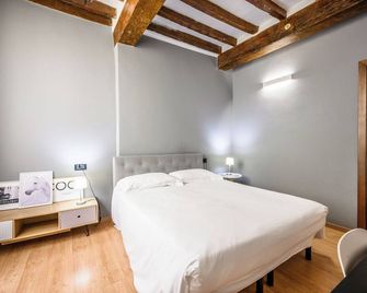Emilia Studios 3 - Modena - Schlafzimmer