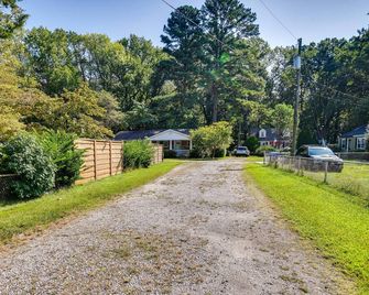 Pet-Friendly Norfolk Retreat ~ 7 Mi to Beach! - Virginia Beach - Außenansicht