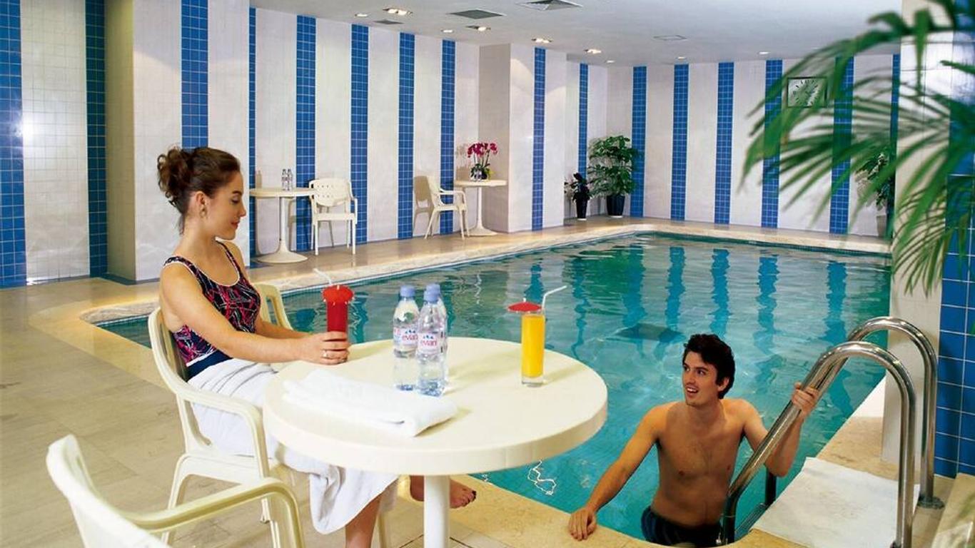 Jinglun Hotel Beijing