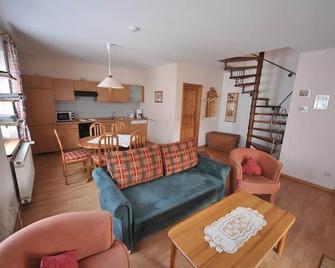4-bed apartment - Ferienweingut Hammes - Mülheim an der Mosel - Wohnzimmer