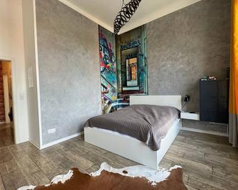 Design Apartment I - 35qm Grenze Altstadt Park - Görlitz - Schlafzimmer