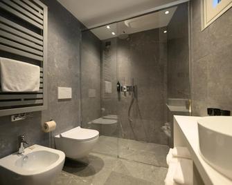 Hotel Giardino Verdi - Riva del Garda - Bathroom