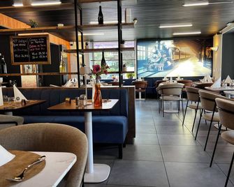 Hotel Lacour - Eygliers - Restaurante