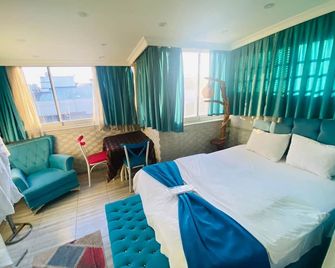 Sirinyer Apart Otel - Buca - Bedroom