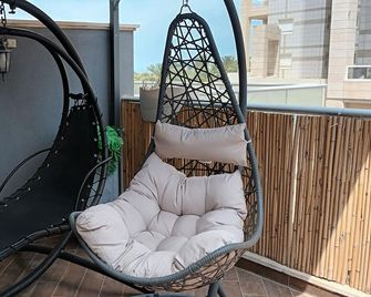 Beach Suite Israel- Private Jacuzzi Gard - Ashkelon - Balcony