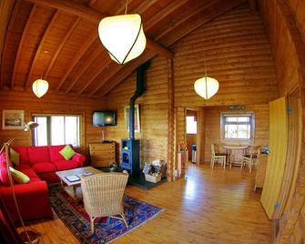 Summer Isles Hotel - Ullapool - Living room
