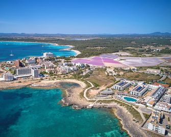 Universal Hotel Romantica - Colònia de Sant Jordi