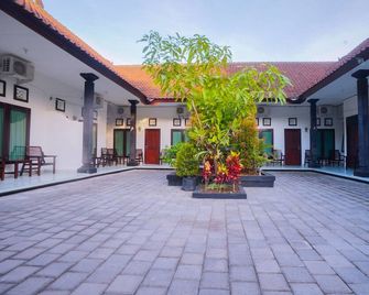 Kos Bulan Bali - Kuta