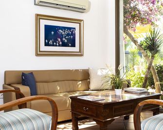 Flora Hotel - Bodrum
