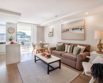 هوتل لاجونا - نوسا هيدس - غرفة معيشة