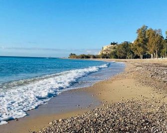 Allonbay Spa & Beach House - Villajoyosa - Beach