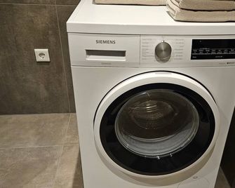 Apartment mit Jacuzzi Enschede 10km - Gronau - Wasserette