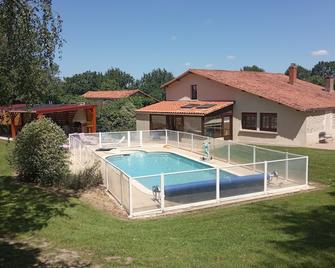 Gîte Rhapsody - 15 people with private pool in the countryside - Vendée - La Caillère-Saint-Hilaire - Pool