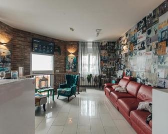Palmers Lodge Hostel - Zagreb - Sala de estar