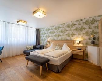 Hotel Württemberger Hof - Reutlingen - Bedroom