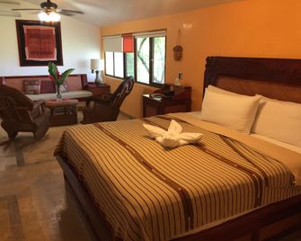 Hotel Boutique Quinta Chanabnal - פלנקה - חדר שינה