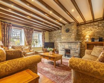 Theaked Stones - Hawes - Obývací pokoj
