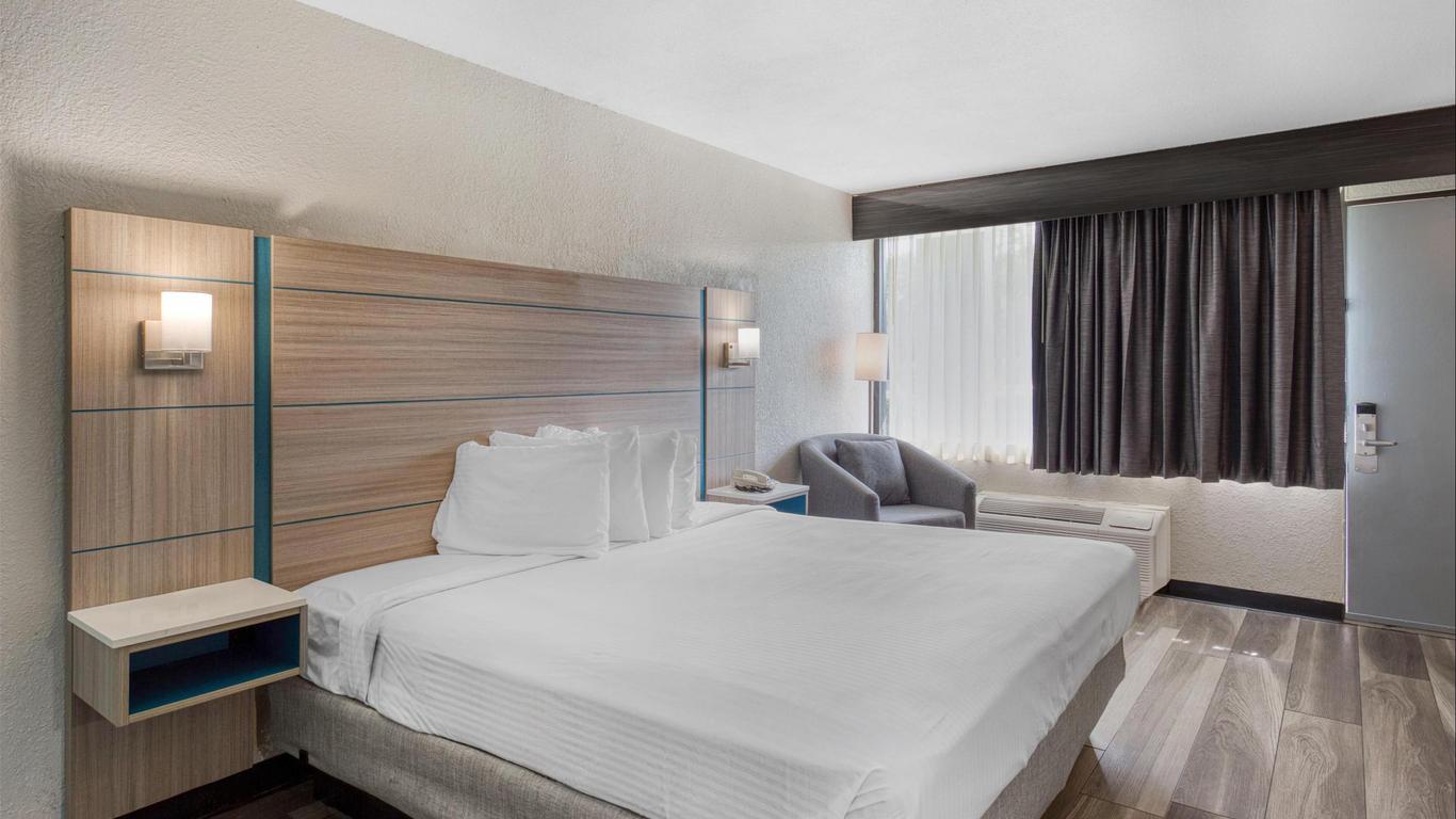 Best Western Executive Inn