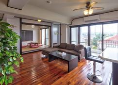Wind Henza - Okinawa - Living room